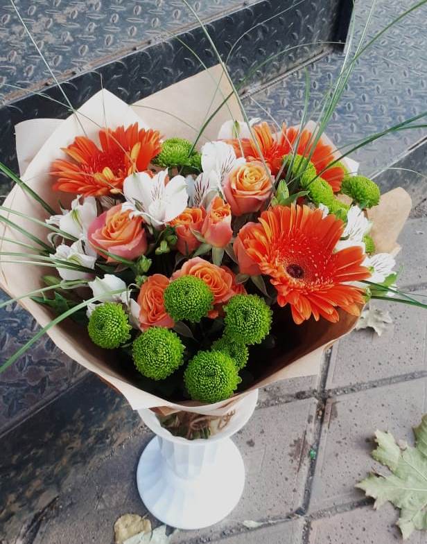 Букет цветов из: Герберы, Хризантемы, Альстромерии и Розы в Ключах