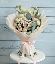Букет цветов из:  Розы и Лизиантусы в Ключах