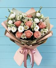Букет цветов из:  Розы, Альстромерии и Лизиантусы в Ключах