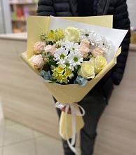 Букет цветов из:  Альстромерии, Розы и Хризантемы в Ключах