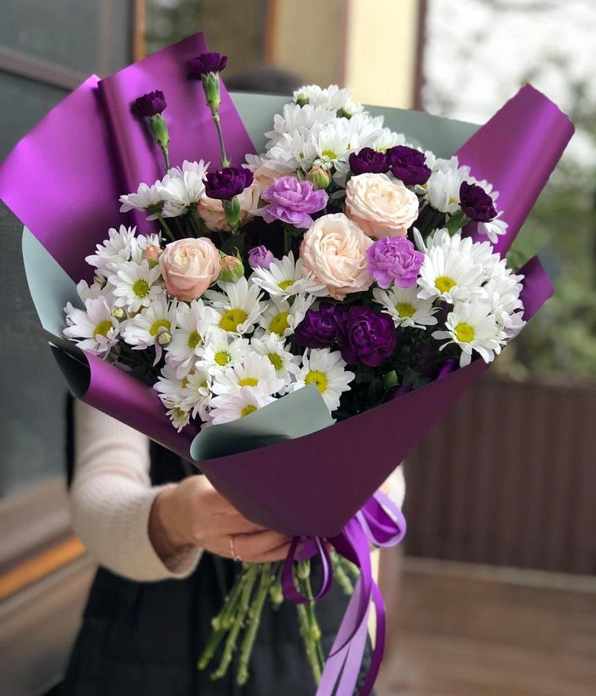 Букет цветов из: Хризантемы, Гвоздики и Розы в Ключах