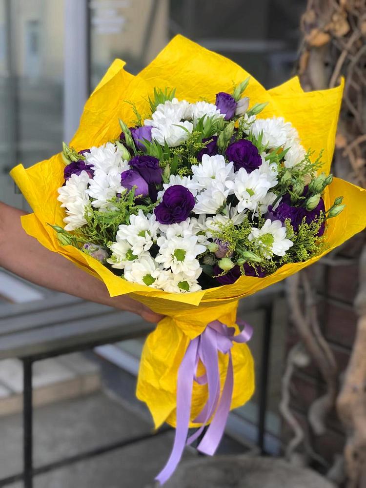 Букет цветов из: Ирисы, Хризантемы и Ромашки в Ключах
