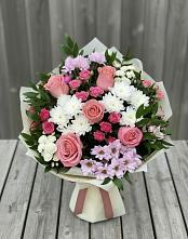 Букет цветов из:  Альстромерии, Гвоздики, Розы и Хризантемы в Ключах