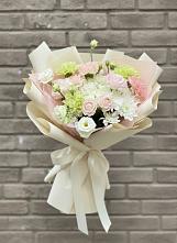 Букет цветов из:  Гвоздики, Розы, Лизиантусы и Хризантемы в Ключах