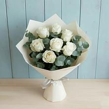 Букет Белые розы в Эвкалипте в Ключах