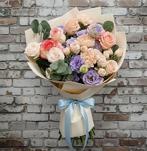 Букет цветов из:  Розы, Лизиантусы и Гвоздики #REPLACE_PRED# Ключах